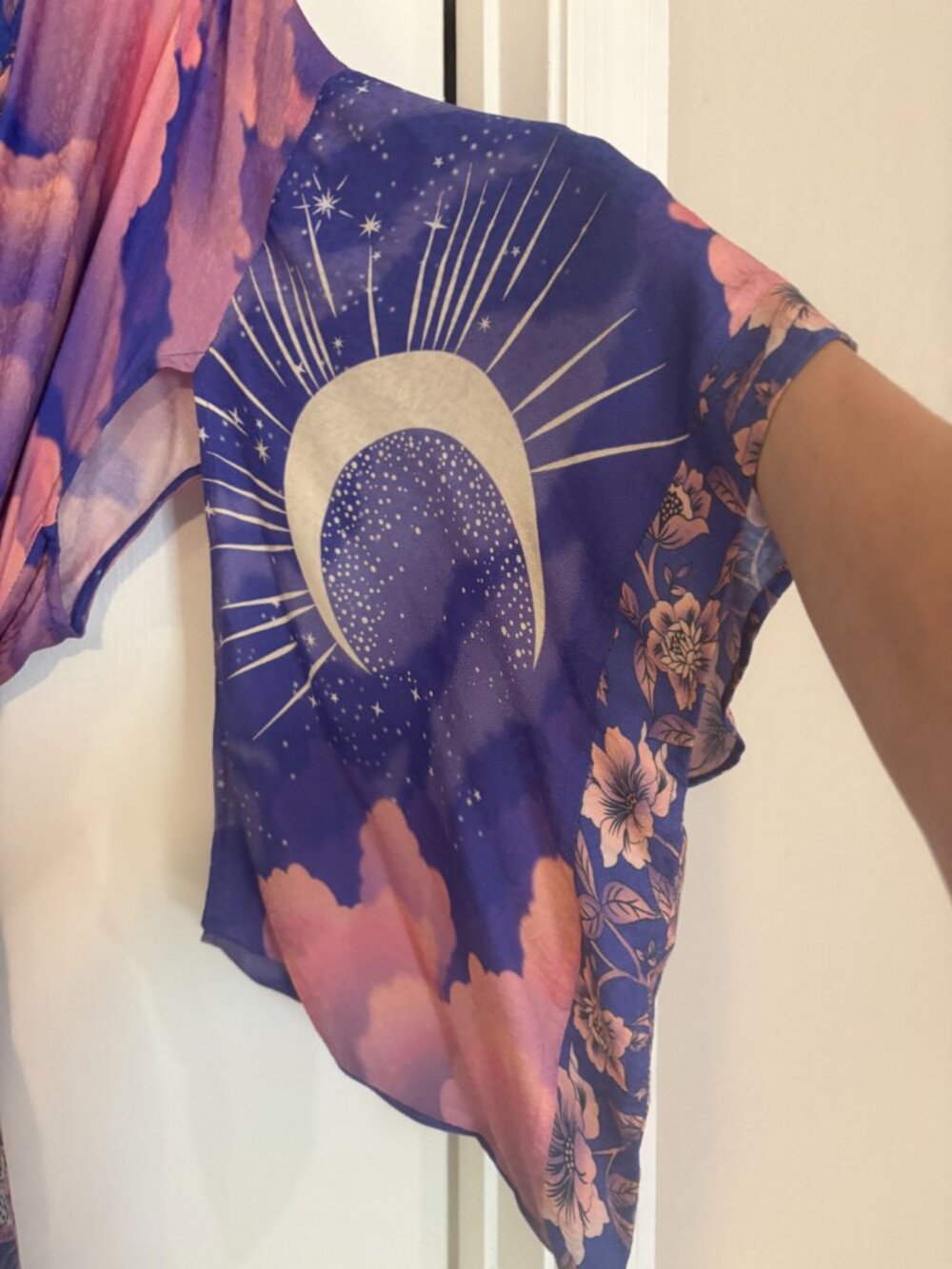 NWOT Spell & The Gypsy Collective Luna Short Robe Kimono Boho Floral Size S/M - Picture 3 of 10